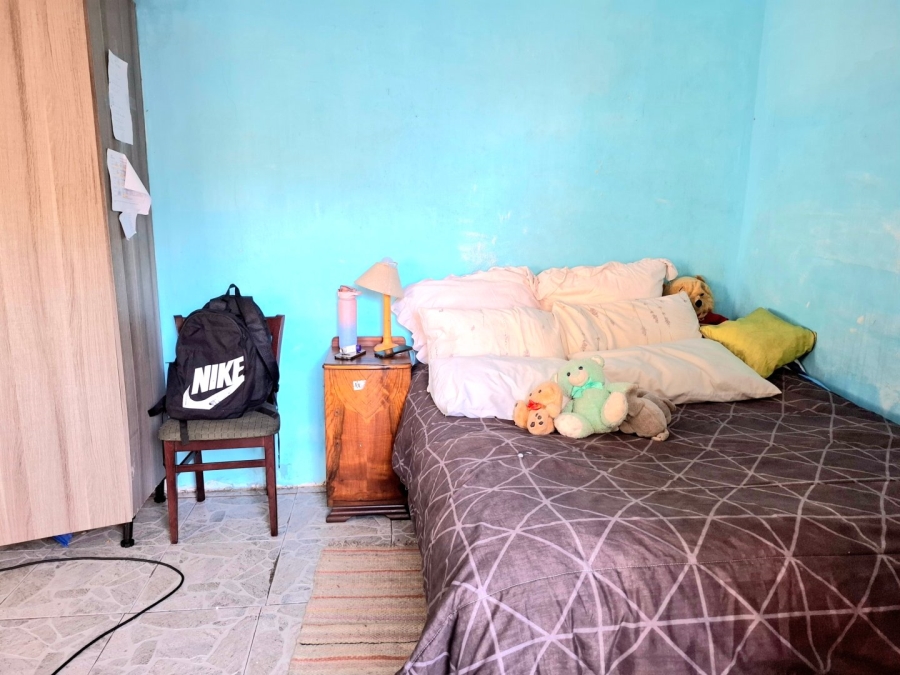4 Bedroom Property for Sale in Oakdale Western Cape